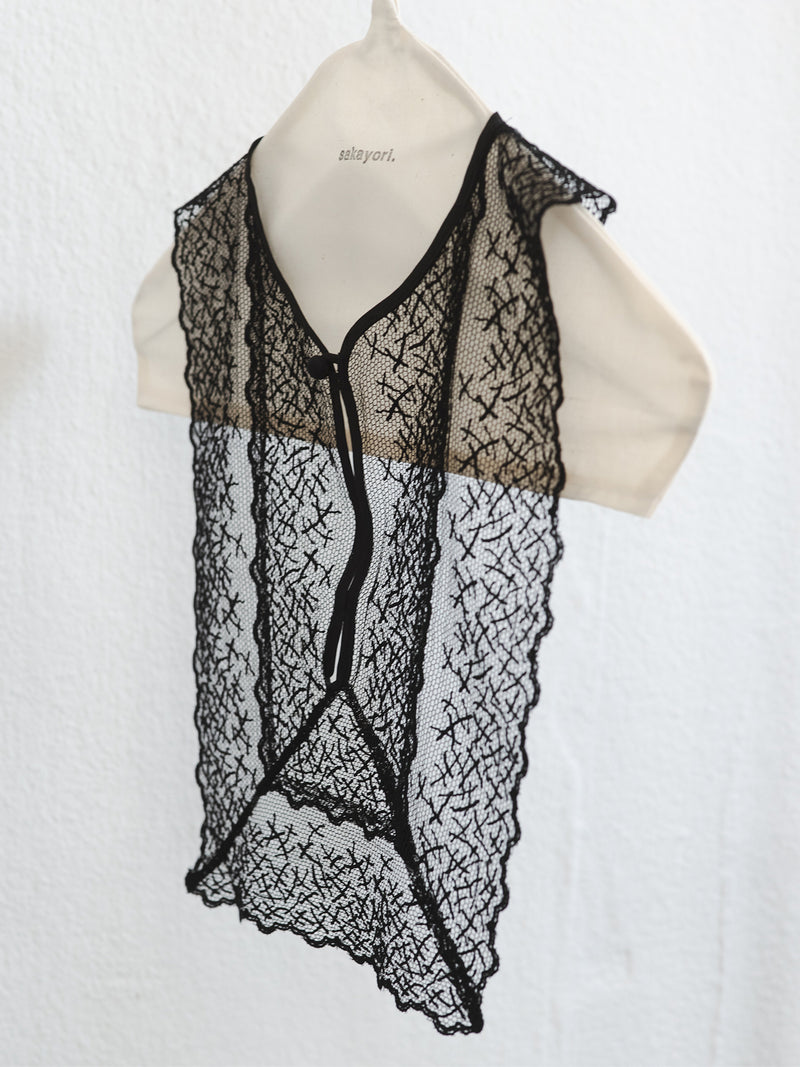 lace bib